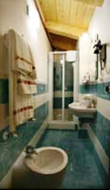 Bed and Breakfast Il Postale Castel Di Sangro Habitación foto